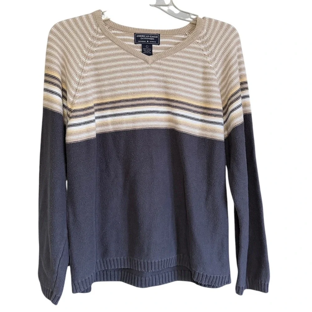 American Eagle Outfitters Mens Grey Tan Striped V-Neck Cotton Knit Sweater L